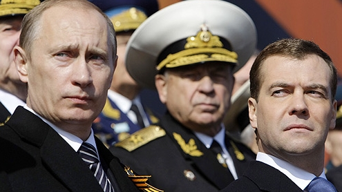 Vladimir Putin y Medvedev por Russland und Ukraine