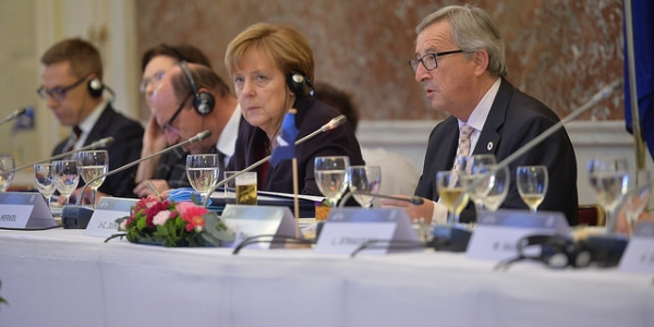Merkel y Juncker por European Peoples Party