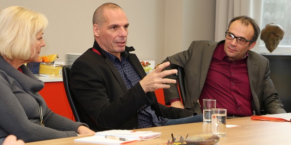 Yanis Varoufakis por Rosa Luxemburg-Stiftung
