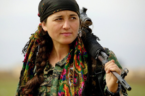 Combatiente Kurda por Kurdishstruggle
