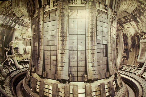 reactor-de-fusion-nuclear-por-mat-wall