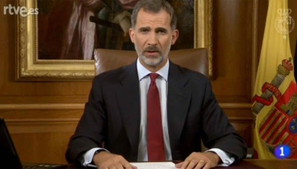 El Rey en la tele y Cataluña en la calle