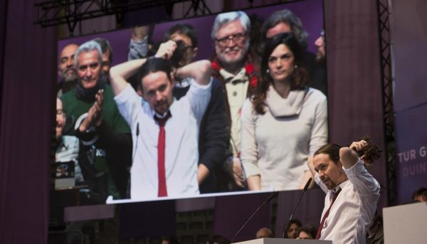 Los aprobados de Casado y las compras de Iglesias y Montero